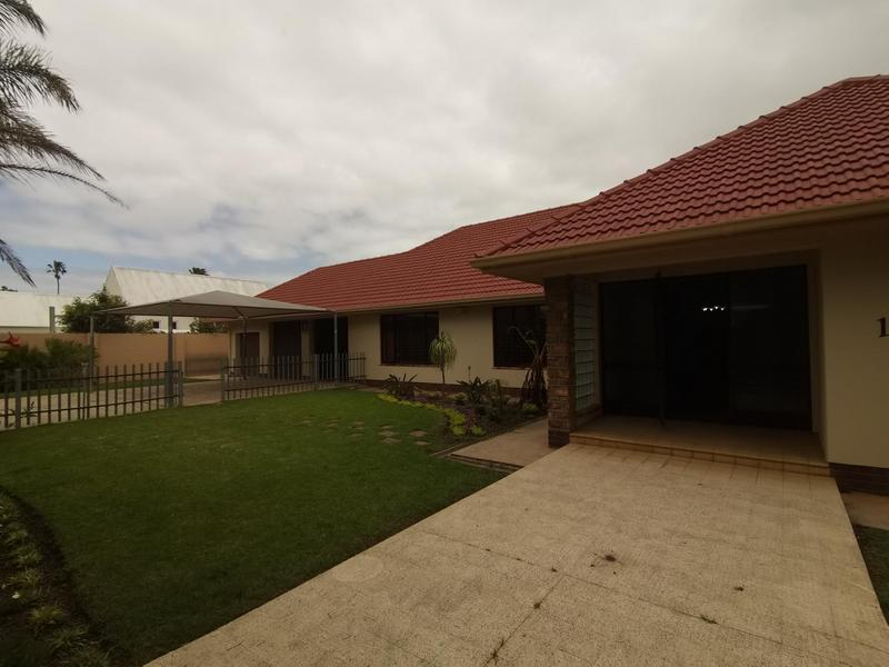 3 Bedroom Property for Sale in Heatherlands Western Cape